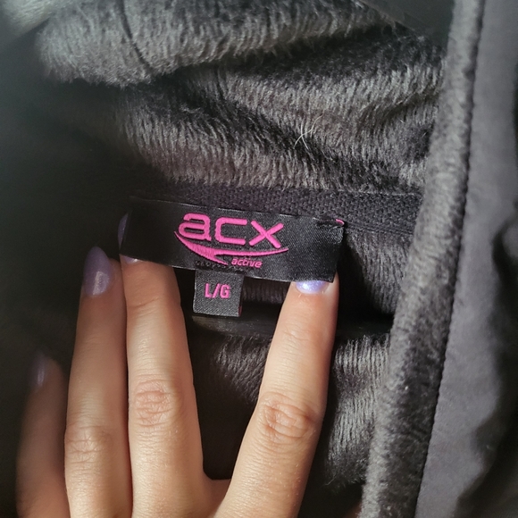 Black sweater - Picture 5 of 5